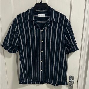 Zara Men's Dark Blue and White Striped Shirt